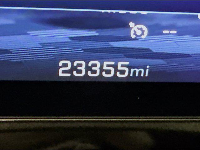 used 2025 Chevrolet Traverse car, priced at $30,497