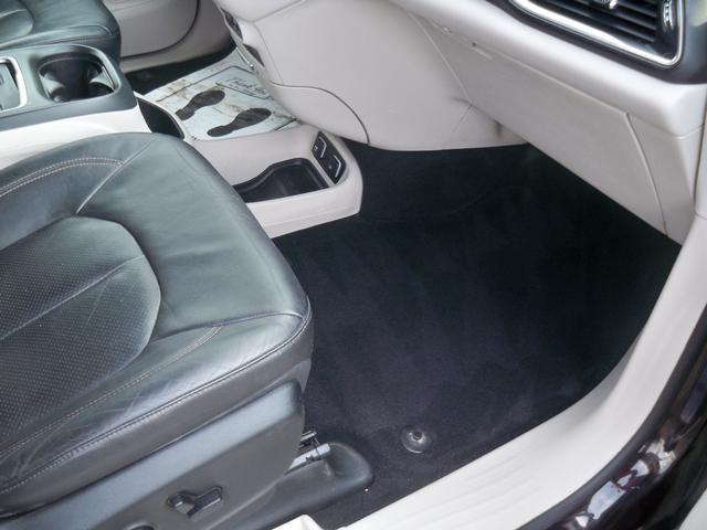 used 2017 Chrysler Pacifica car, priced at $9,470