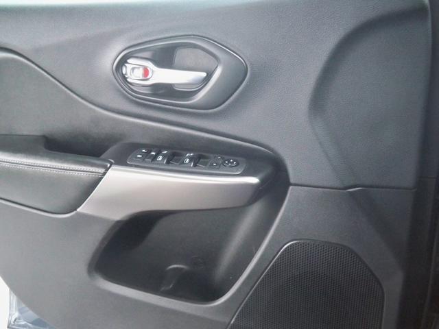 used 2019 Jeep Cherokee car, priced at $8,970