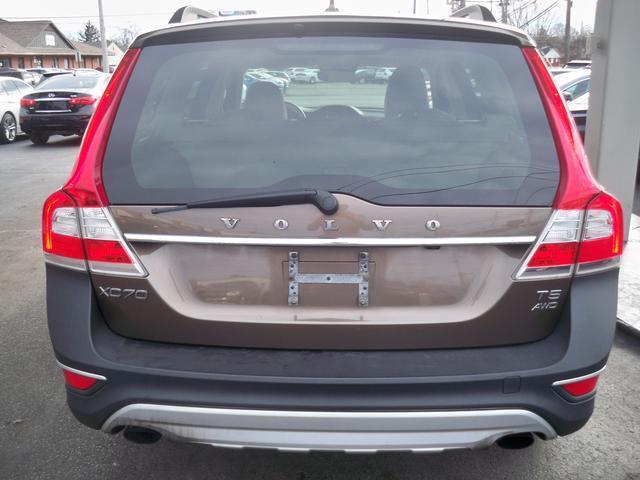 used 2016 Volvo XC70 car, priced at $12,970