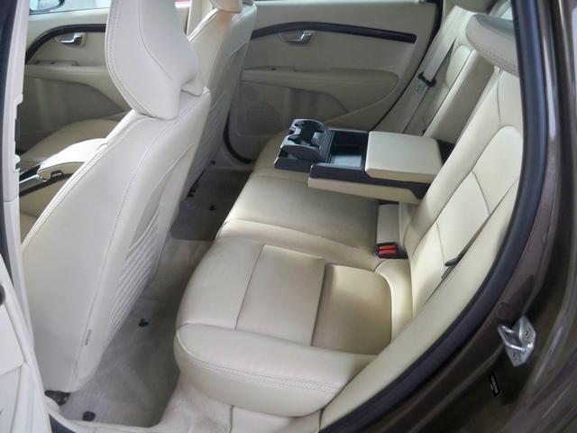 used 2016 Volvo XC70 car, priced at $12,970