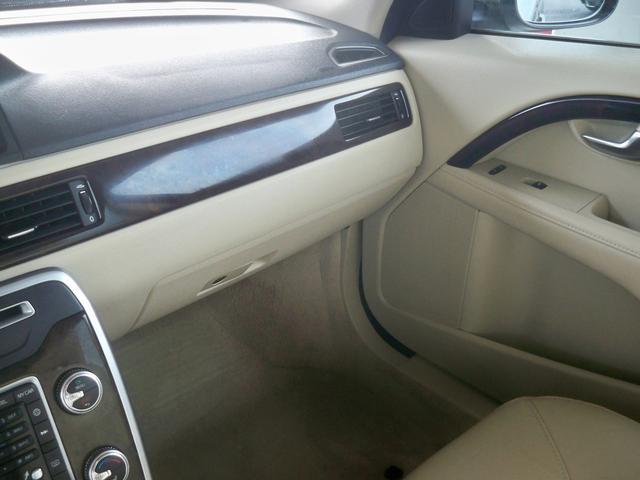 used 2016 Volvo XC70 car, priced at $12,970