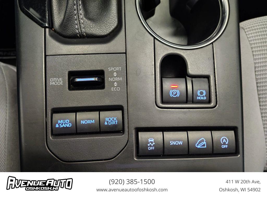 used 2022 Toyota Highlander car, priced at $26,343