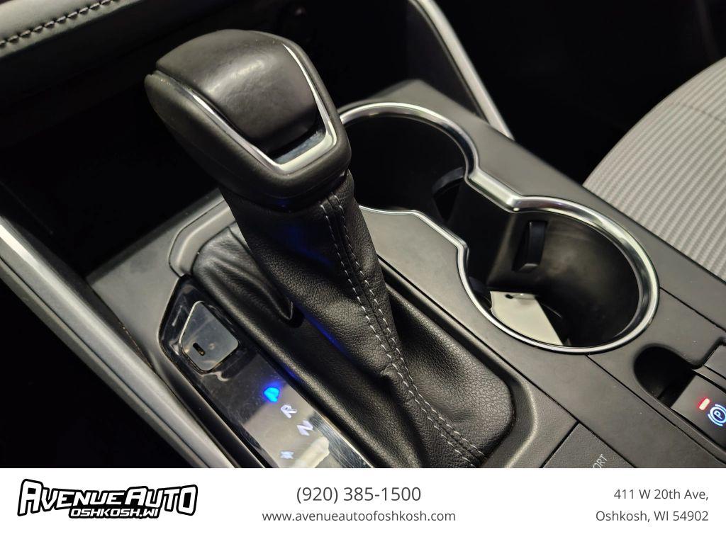 used 2022 Toyota Highlander car, priced at $26,343