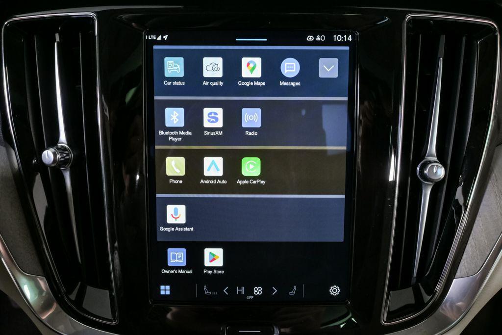 used 2025 Volvo V60 Cross Country car, priced at $32,300