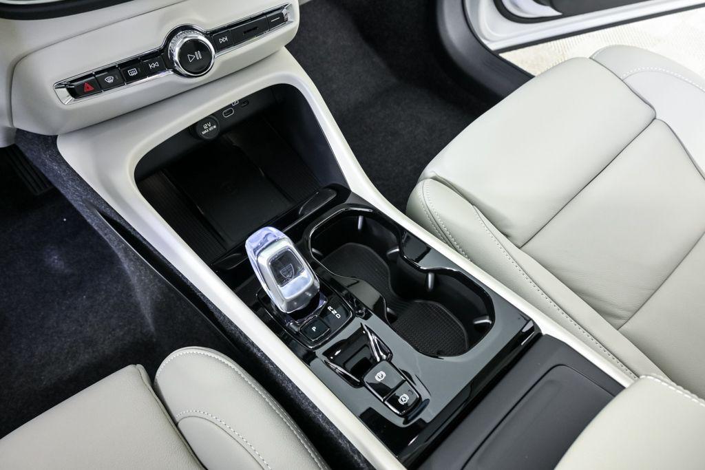 new 2026 Volvo XC40 car, priced at $53,200