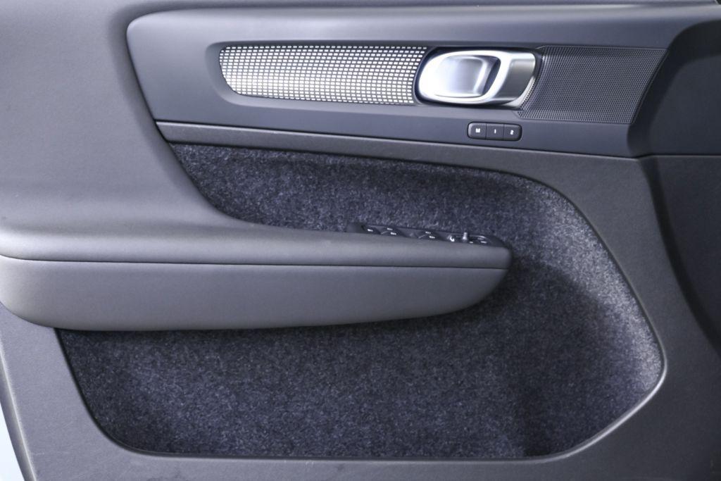 used 2025 Volvo XC40 car, priced at $31,174