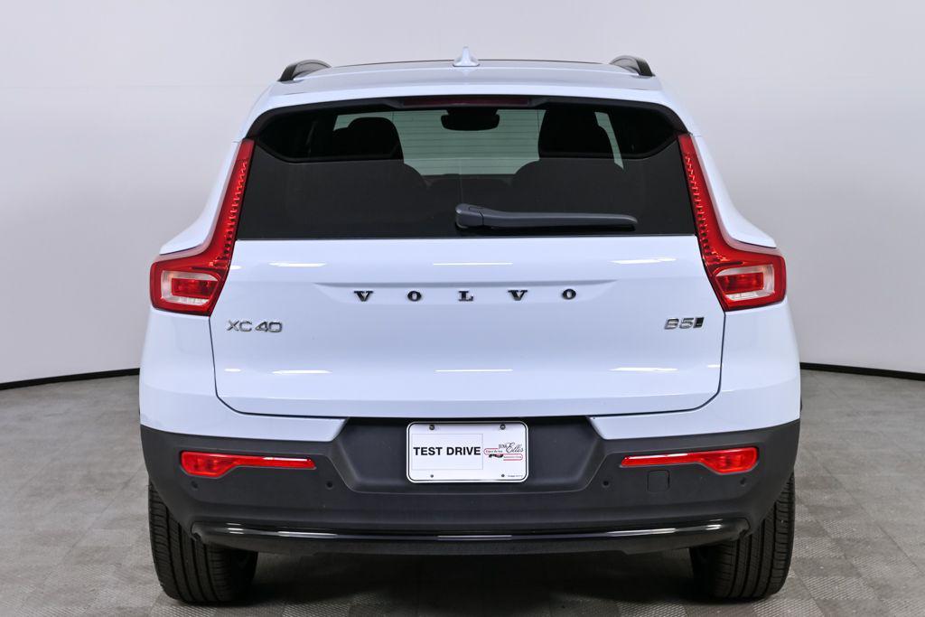 used 2025 Volvo XC40 car, priced at $31,174
