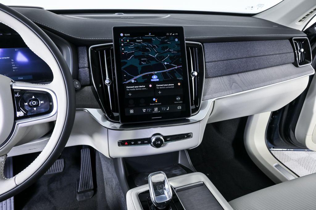 new 2026 Volvo XC90 car, priced at $75,155