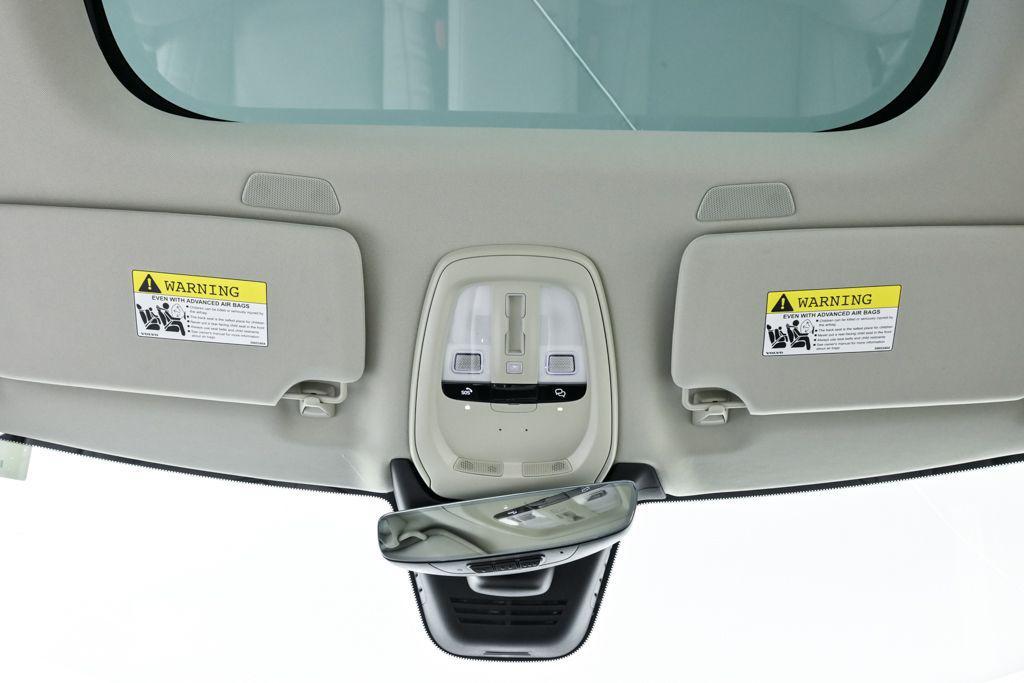 new 2026 Volvo XC90 car, priced at $75,155