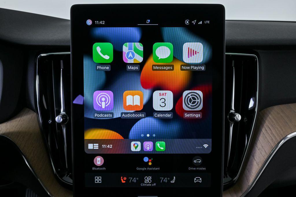 new 2026 Volvo XC60 car, priced at $57,985