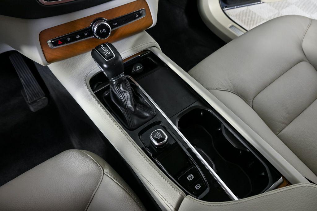 used 2022 Volvo XC90 car, priced at $34,502