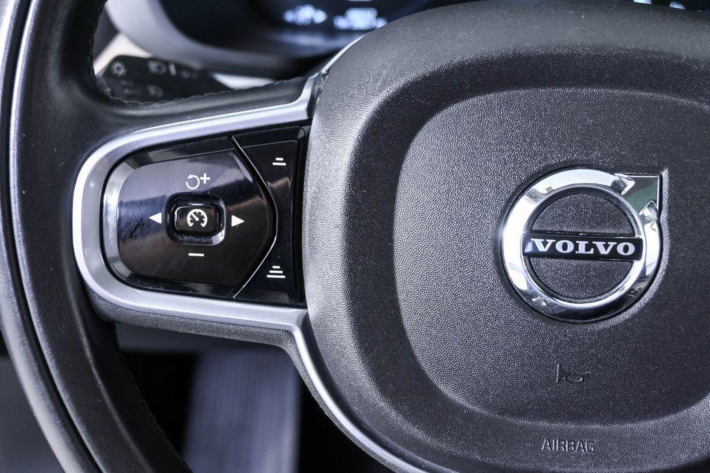 used 2018 Volvo XC60 car, priced at $23,620