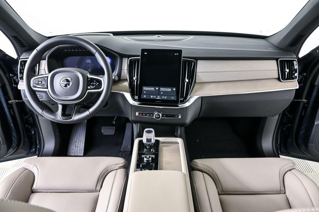 new 2026 Volvo XC90 Plug-In Hybrid car, priced at $85,625