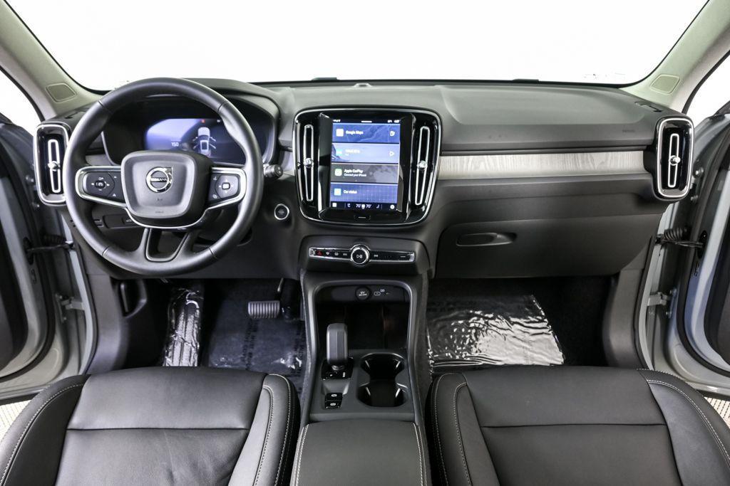 used 2025 Volvo XC40 car, priced at $30,644
