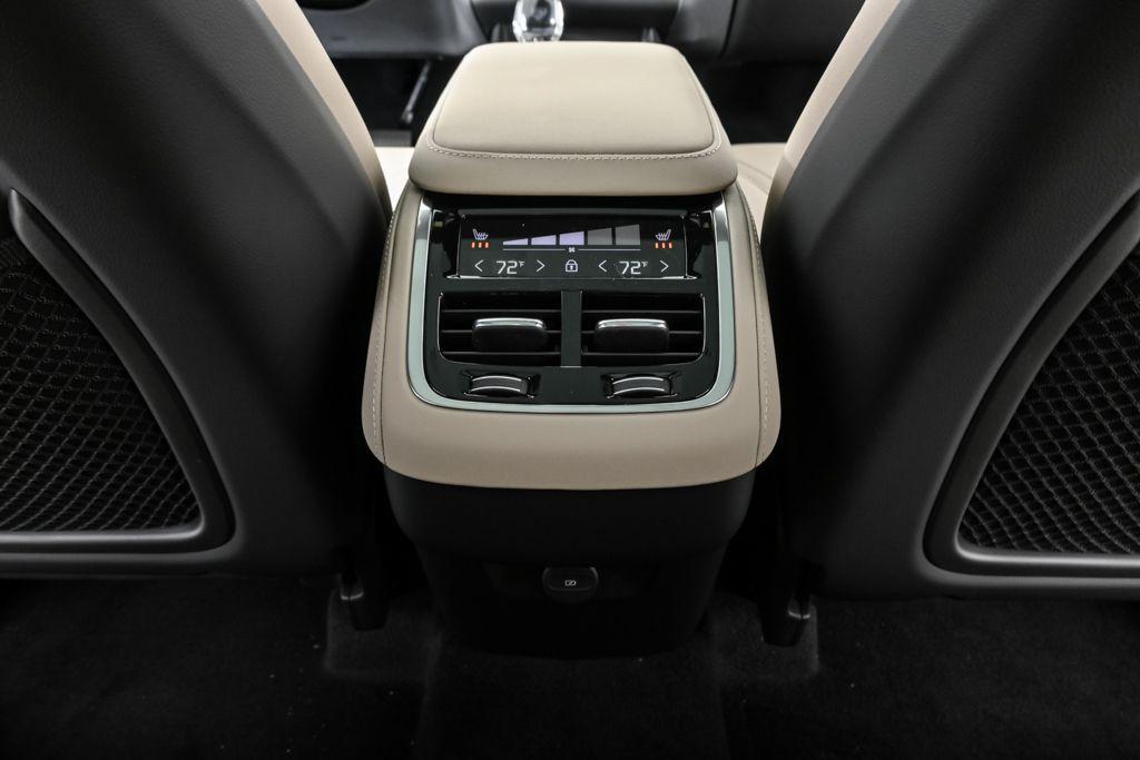 new 2026 Volvo XC90 car, priced at $71,825