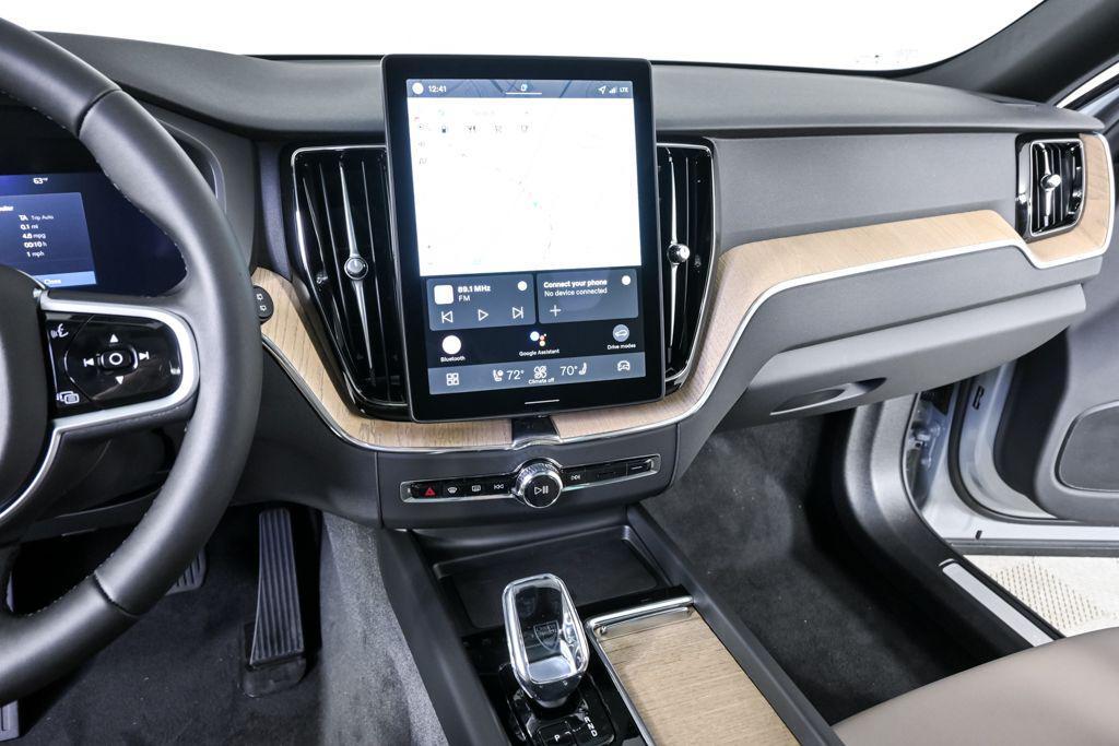 new 2026 Volvo XC60 car, priced at $57,985