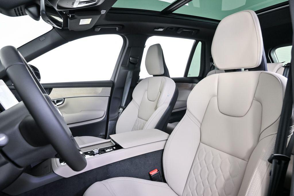 new 2026 Volvo XC90 Plug-In Hybrid car, priced at $81,455