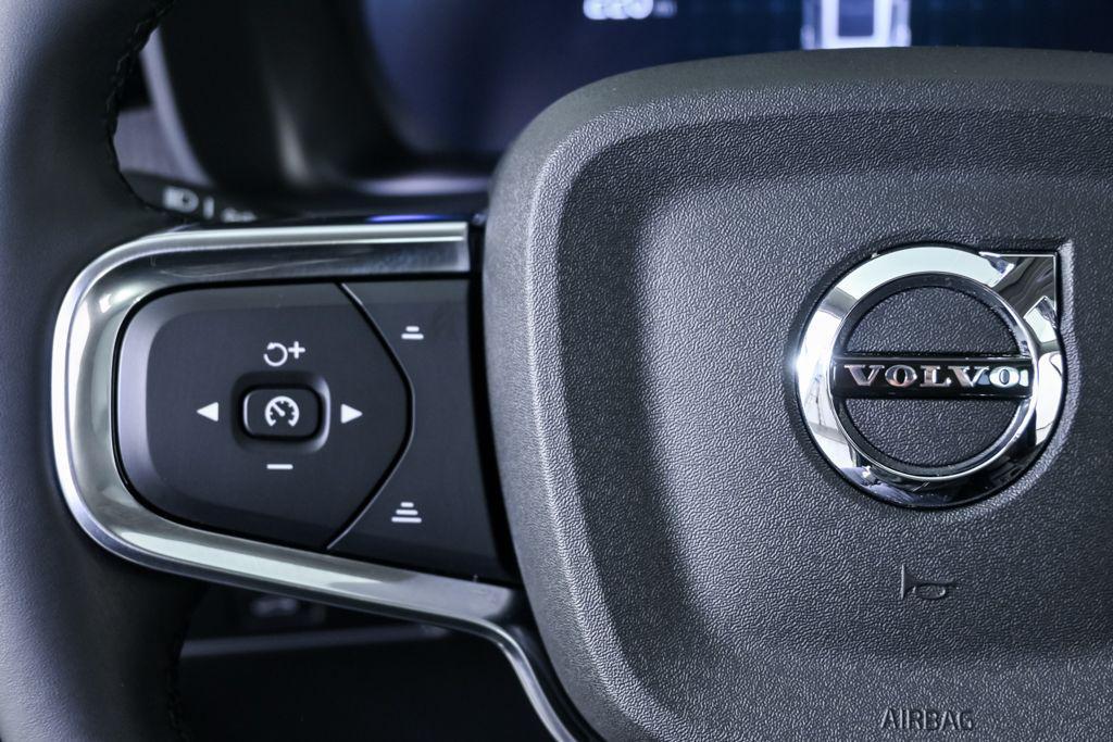 used 2025 Volvo XC40 car, priced at $30,857