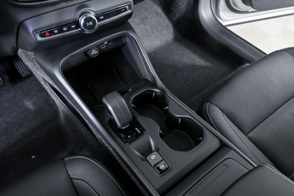 used 2025 Volvo XC40 car, priced at $30,857