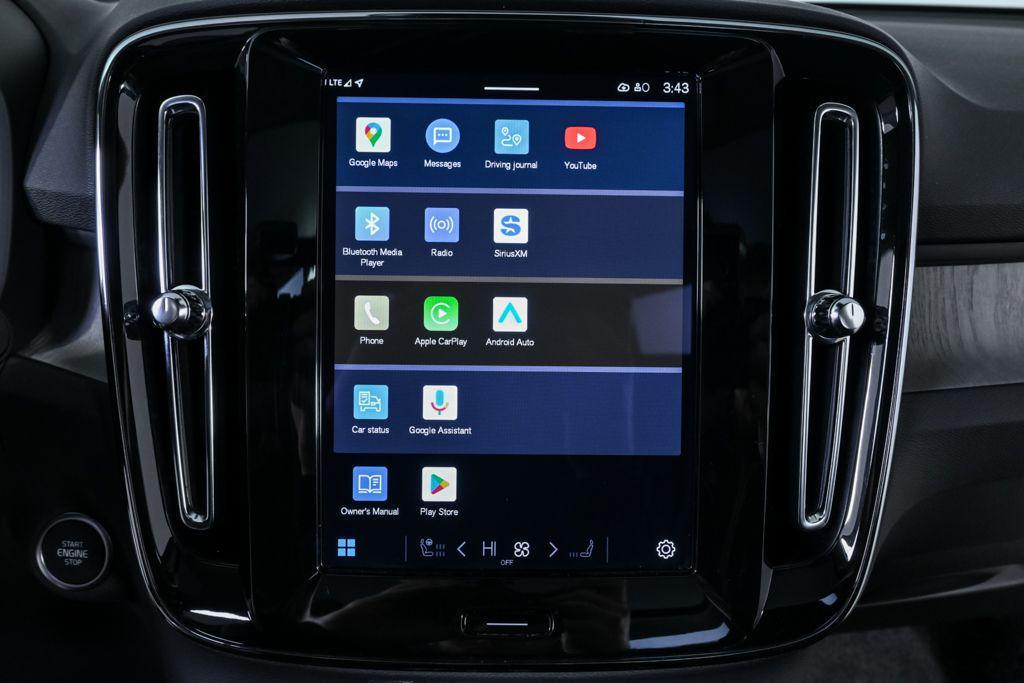 used 2025 Volvo XC40 car, priced at $30,857