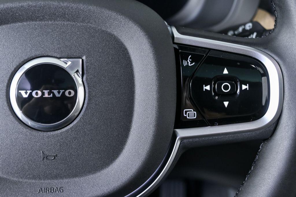 new 2026 Volvo XC60 car, priced at $57,985