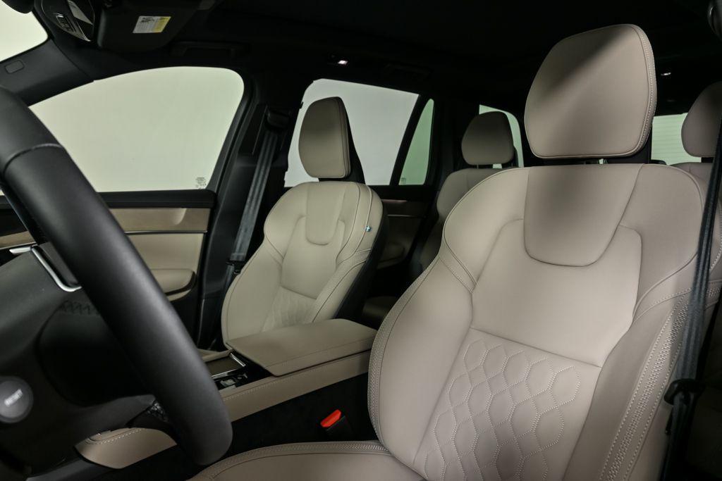 new 2026 Volvo XC90 car, priced at $71,825