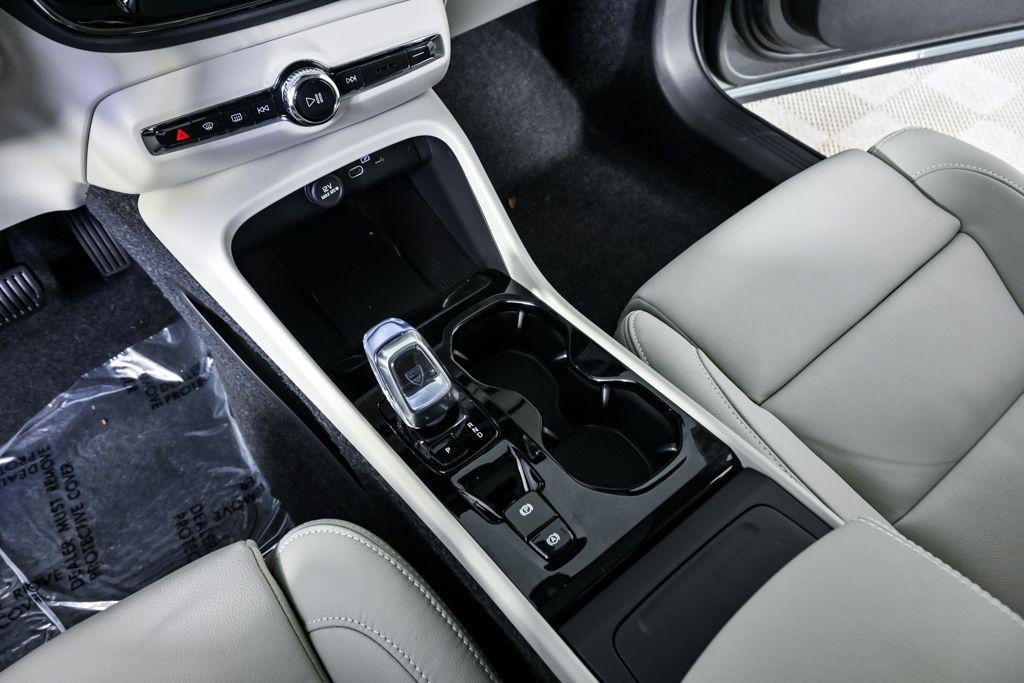 new 2026 Volvo XC40 car, priced at $50,160
