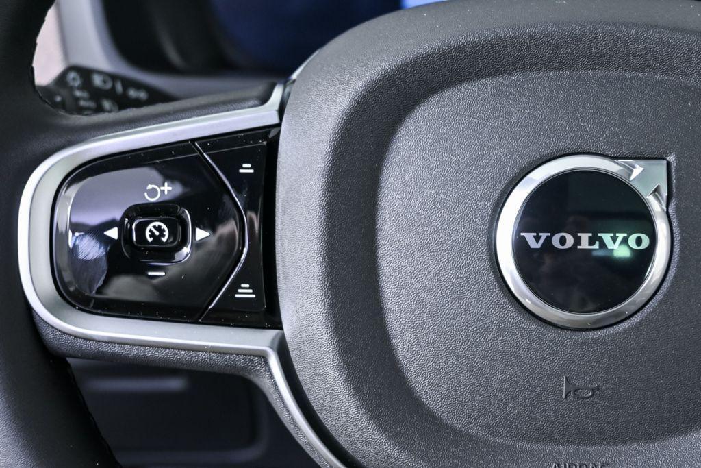 new 2026 Volvo XC90 car, priced at $71,955