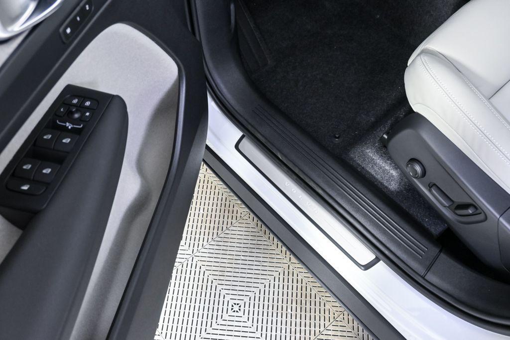 new 2026 Volvo XC40 car, priced at $52,310