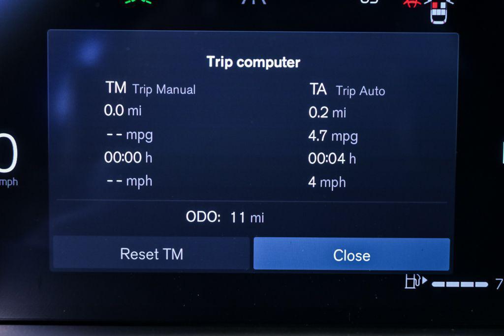 new 2026 Volvo XC60 car, priced at $63,935