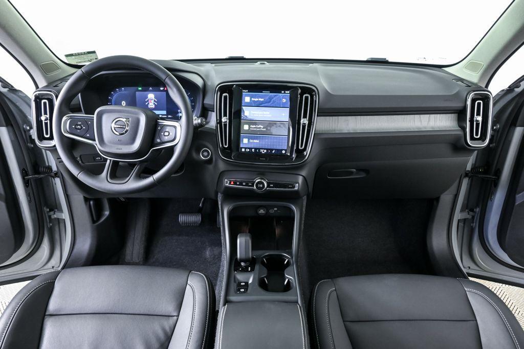used 2025 Volvo XC40 car, priced at $30,355