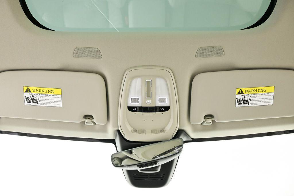 used 2023 Volvo XC60 car, priced at $33,424