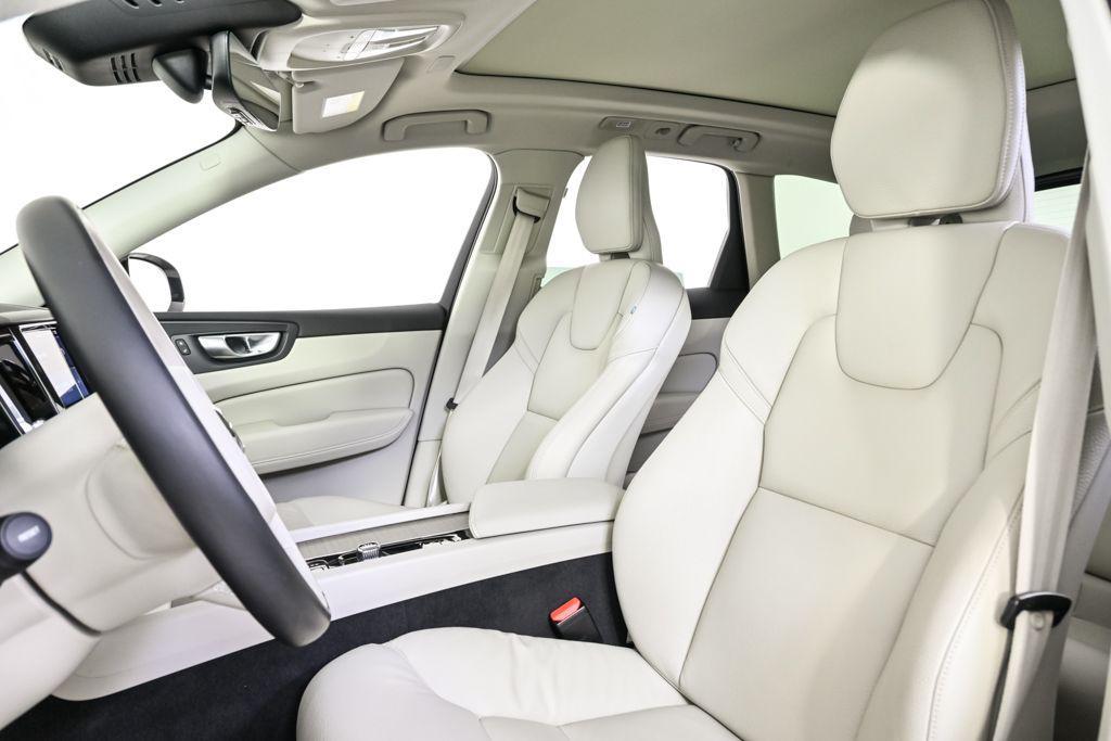 used 2023 Volvo XC60 car, priced at $33,424