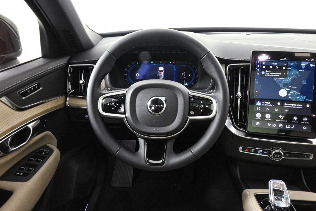 new 2025 Volvo XC90 car