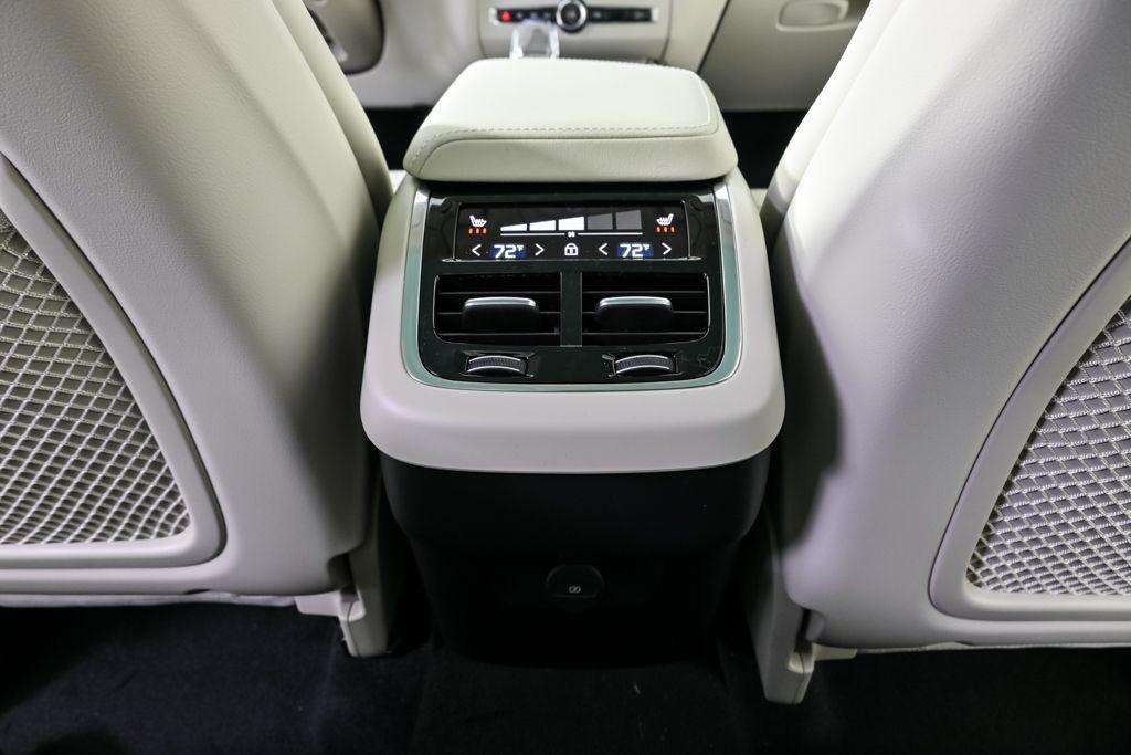 new 2026 Volvo XC60 car, priced at $68,525