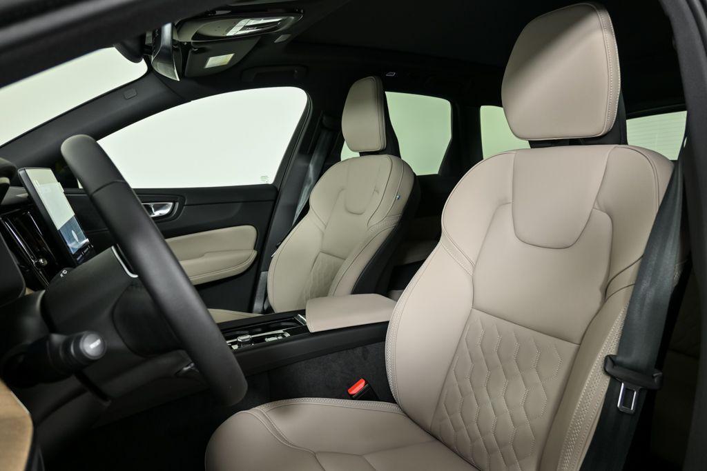 new 2026 Volvo XC60 car