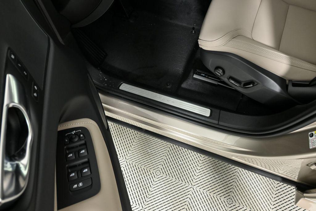 new 2026 Volvo XC60 car