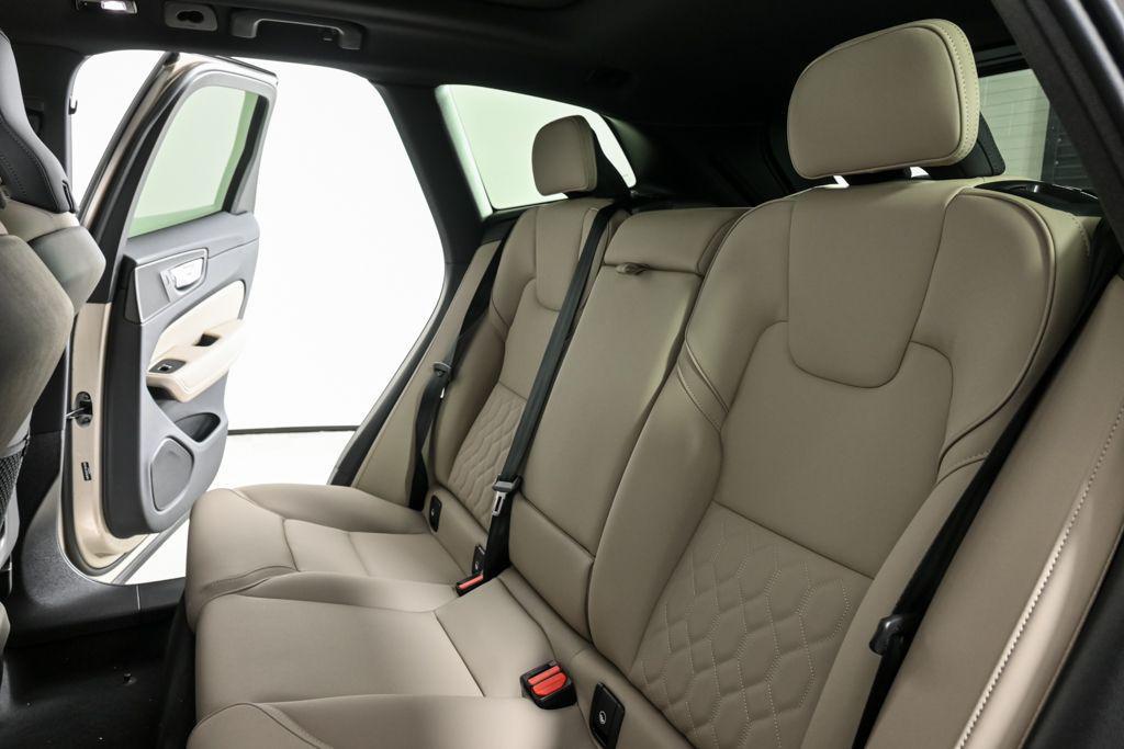 new 2026 Volvo XC60 car