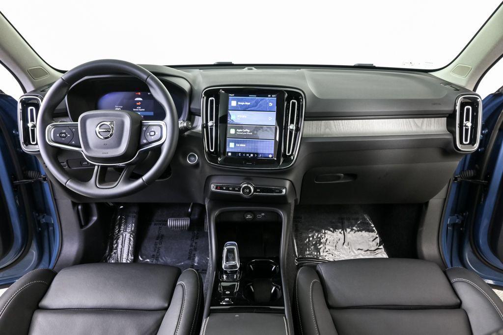 used 2025 Volvo XC40 car, priced at $32,865