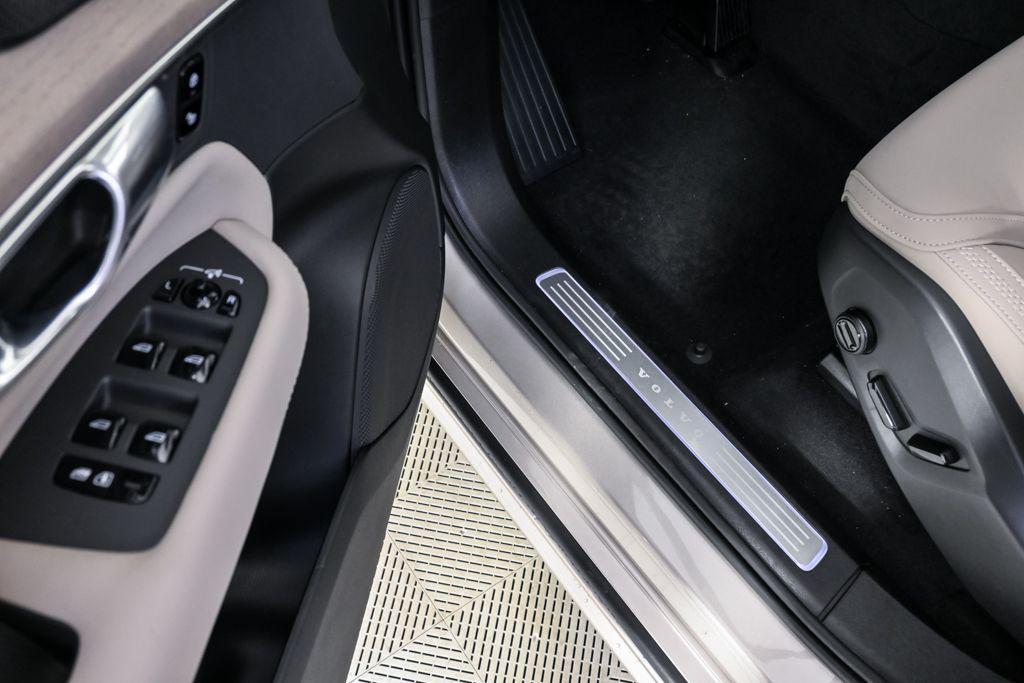 new 2026 Volvo XC90 car, priced at $71,520