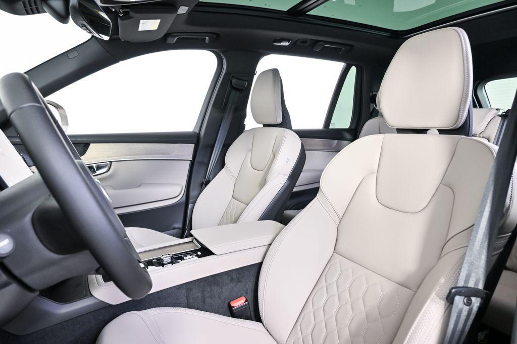 new 2026 Volvo XC90 car, priced at $71,520