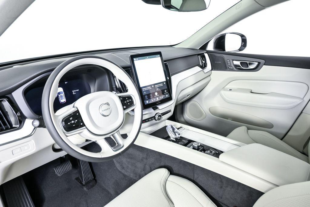 new 2026 Volvo XC60 Plug-In Hybrid car, priced at $75,929