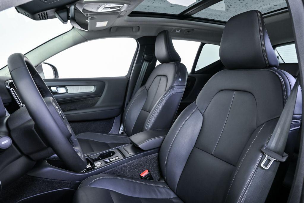 used 2025 Volvo XC40 car, priced at $30,235