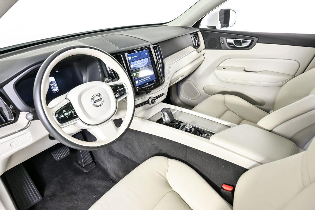 used 2023 Volvo XC60 car, priced at $32,080