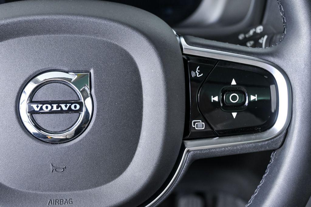 used 2023 Volvo XC90 car, priced at $37,289