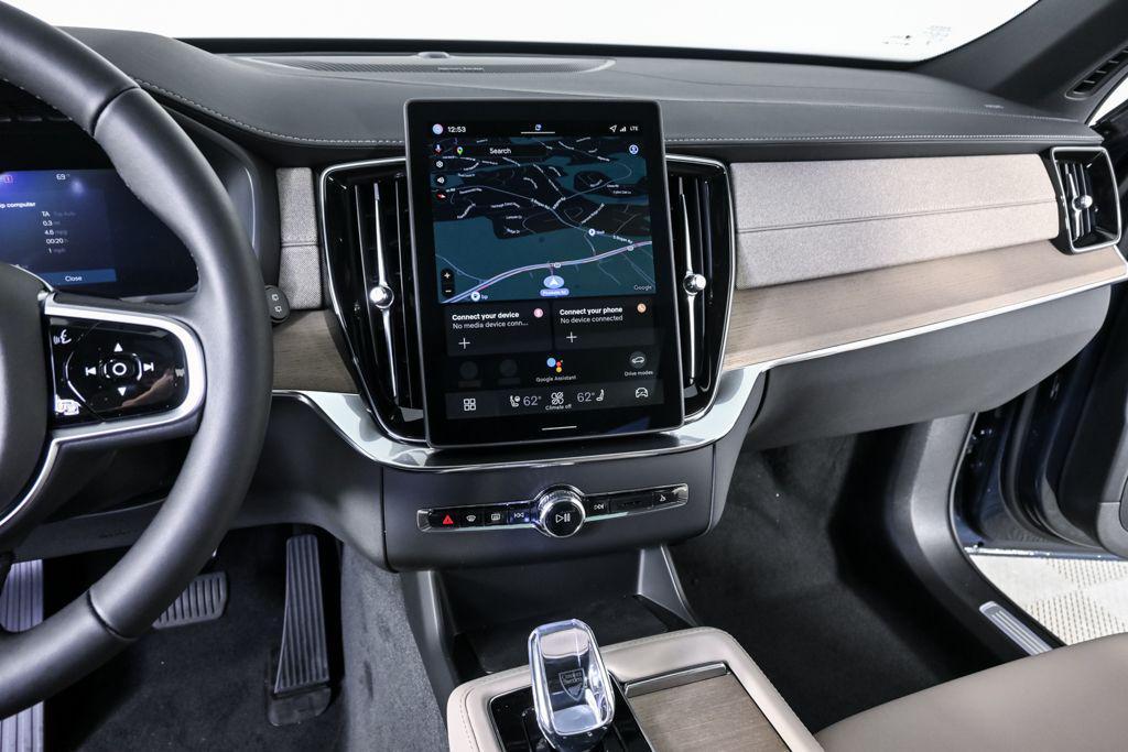 new 2026 Volvo XC90 car, priced at $72,285