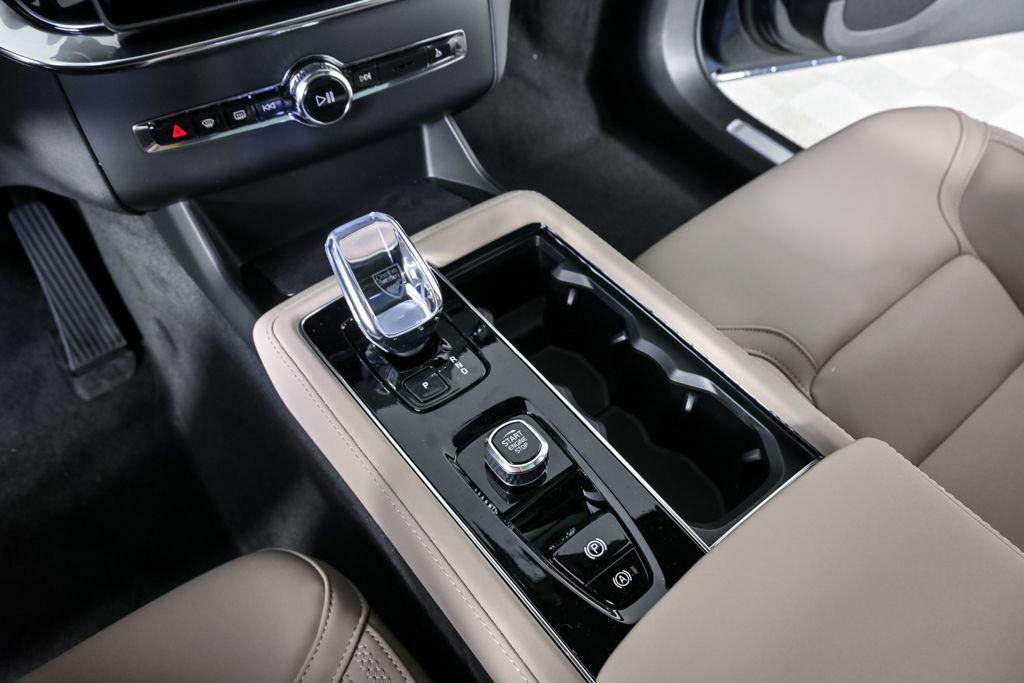 new 2026 Volvo XC90 car, priced at $72,285