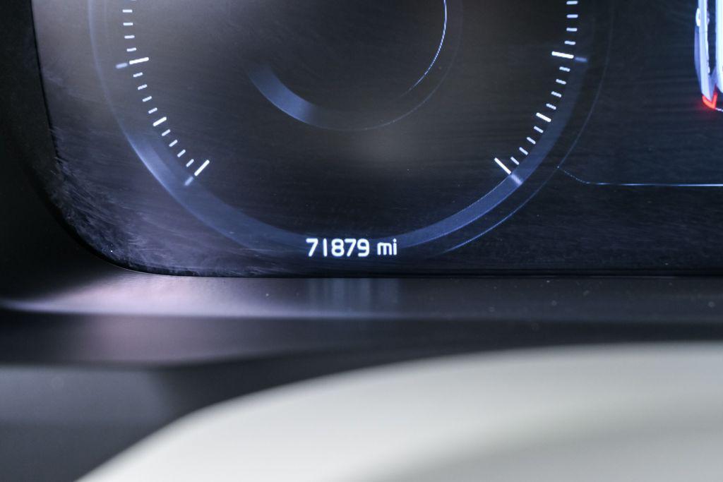 used 2020 Volvo XC90 car, priced at $24,164