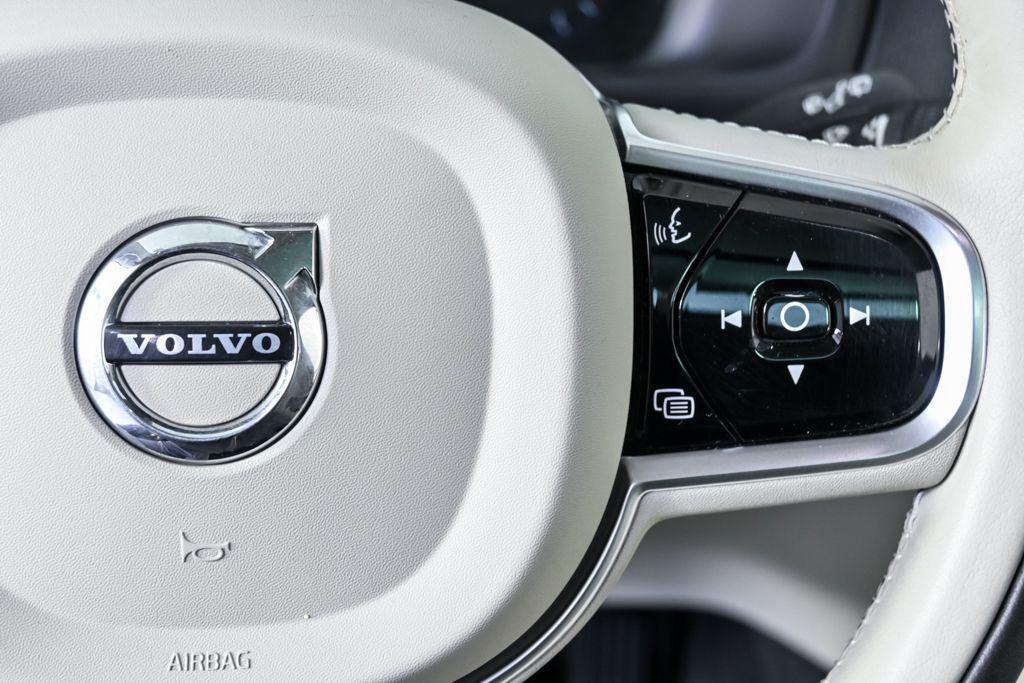 used 2020 Volvo XC90 car, priced at $24,164